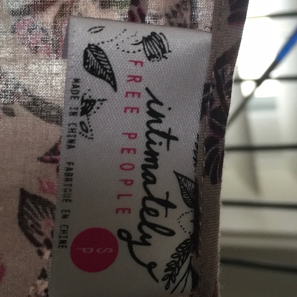 Boho super cute top lightweight FreePeople - Picture 2 of 4